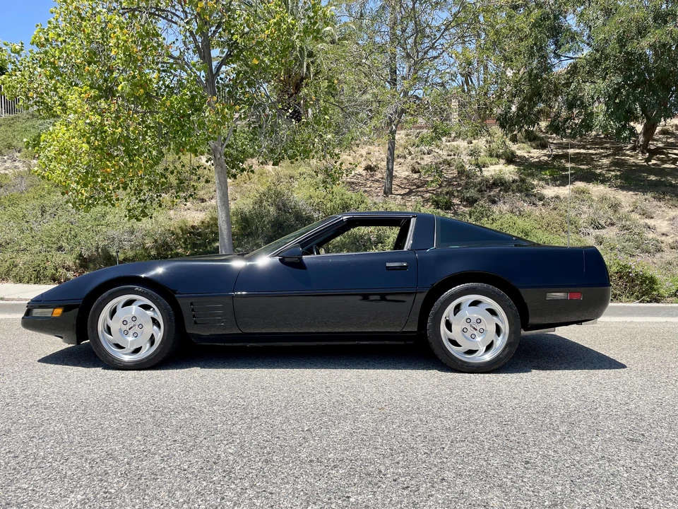 1994 Chevrolet Corvette C4 - Image 11 of 31