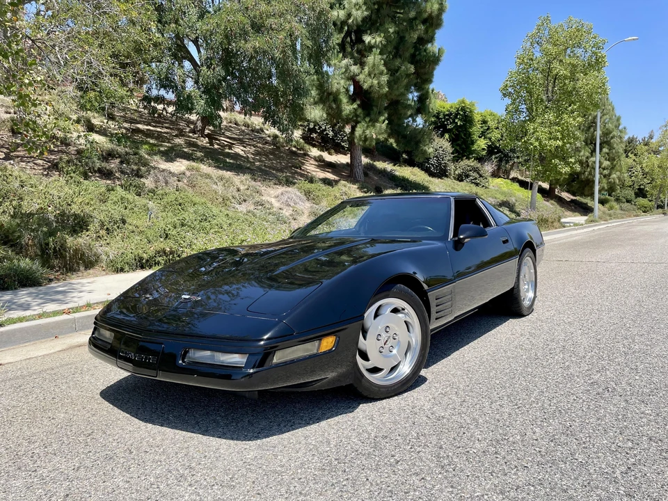 1994 Chevrolet Corvette C4 - Image 9 of 31