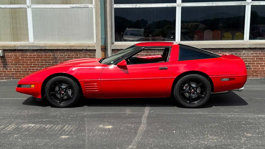 1994 Chevrolet Corvette C4 - Image 2 of 10