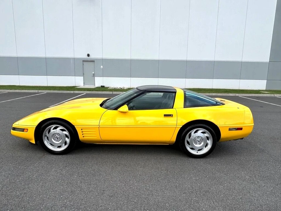 1994 Chevrolet Corvette C4 - Image 8 of 12