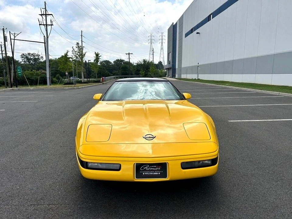 1994 Chevrolet Corvette C4 - Image 2 of 12