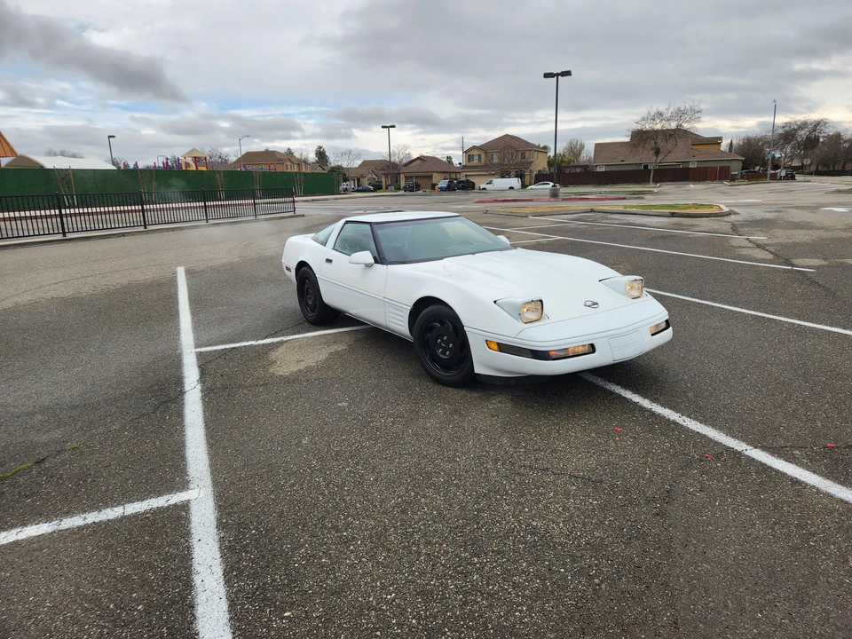 1994 Chevrolet Corvette C4 - Image 18 of 19