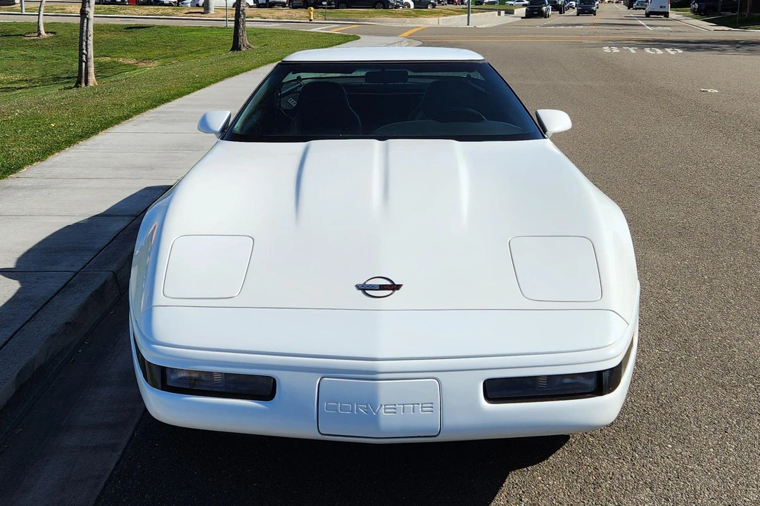 1994 Chevrolet Corvette C4 - Image 2 of 19