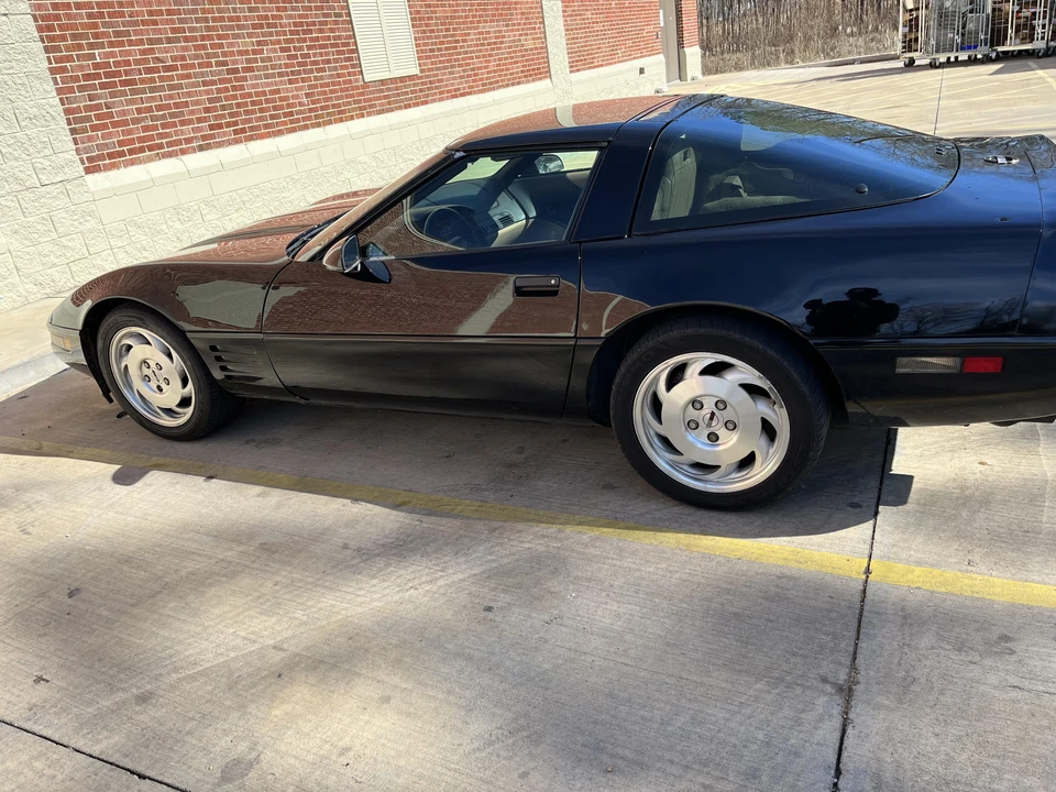 1994 Chevrolet Corvette C4 - Image 22 of 31