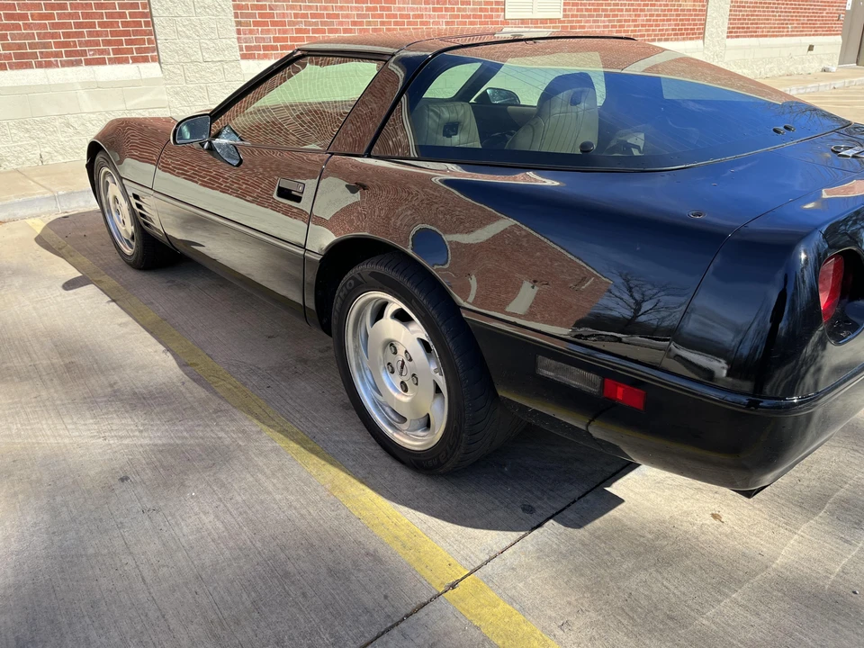 1994 Chevrolet Corvette C4 - Image 24 of 31