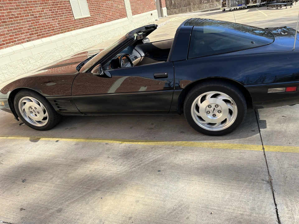 1994 Chevrolet Corvette C4 - Image 20 of 31