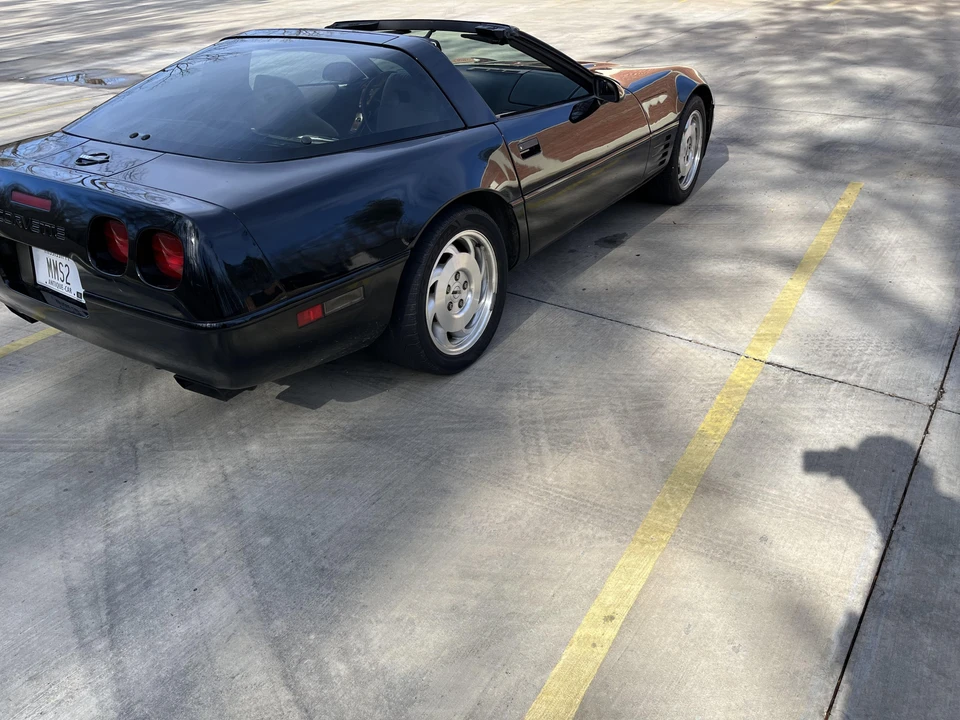 1994 Chevrolet Corvette C4 - Image 28 of 31