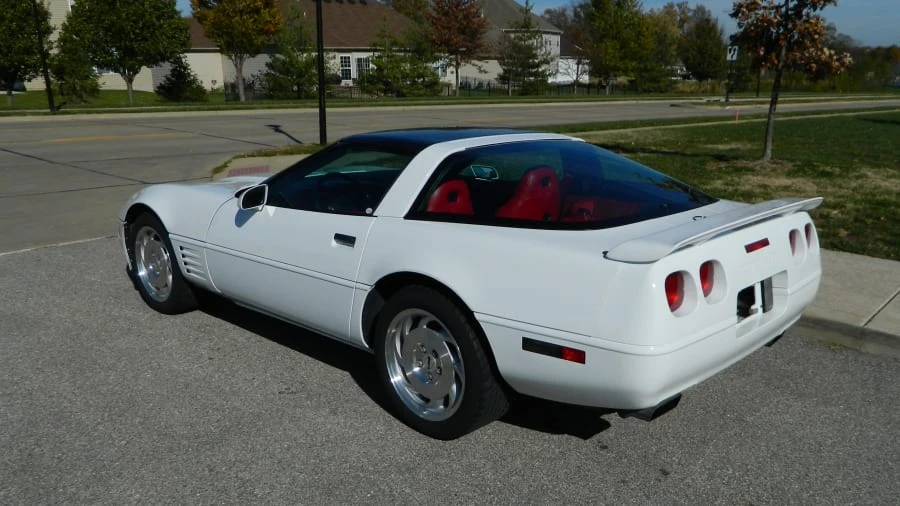 1994 Chevrolet Corvette C4 - Image 3 of 7
