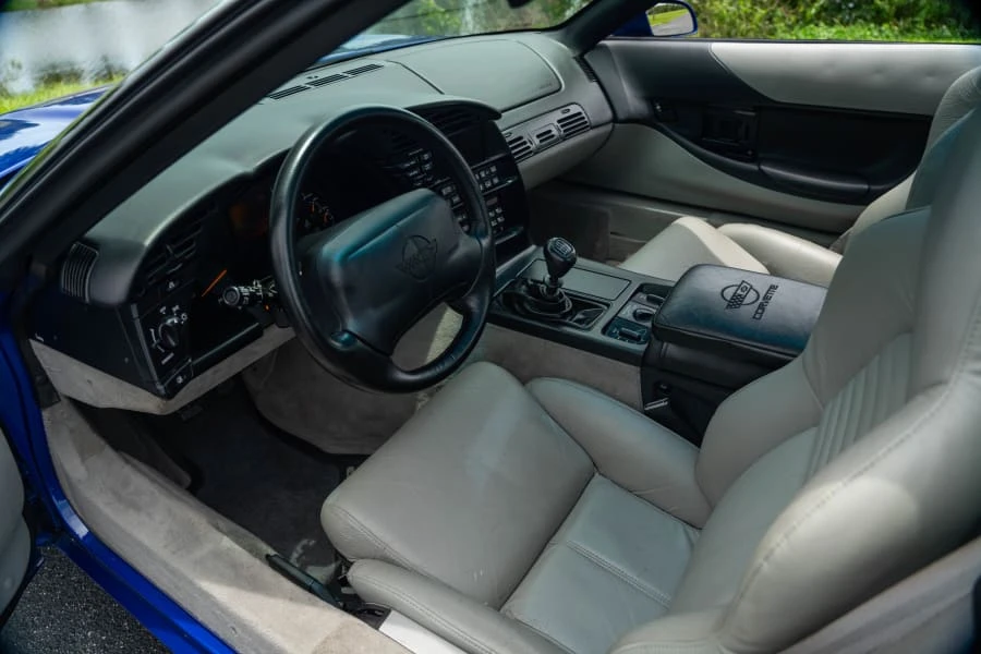 1994 Chevrolet Corvette C4 - Image 11 of 17