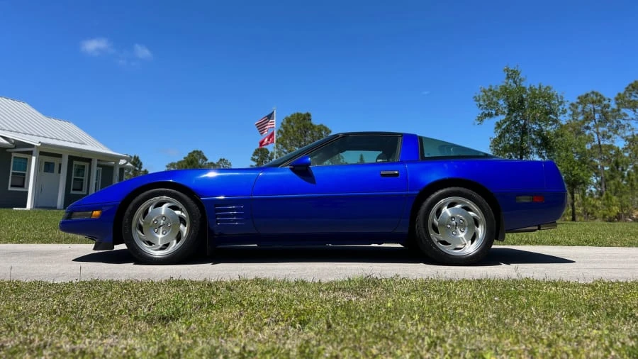 1994 Chevrolet Corvette C4 - Image 8 of 15