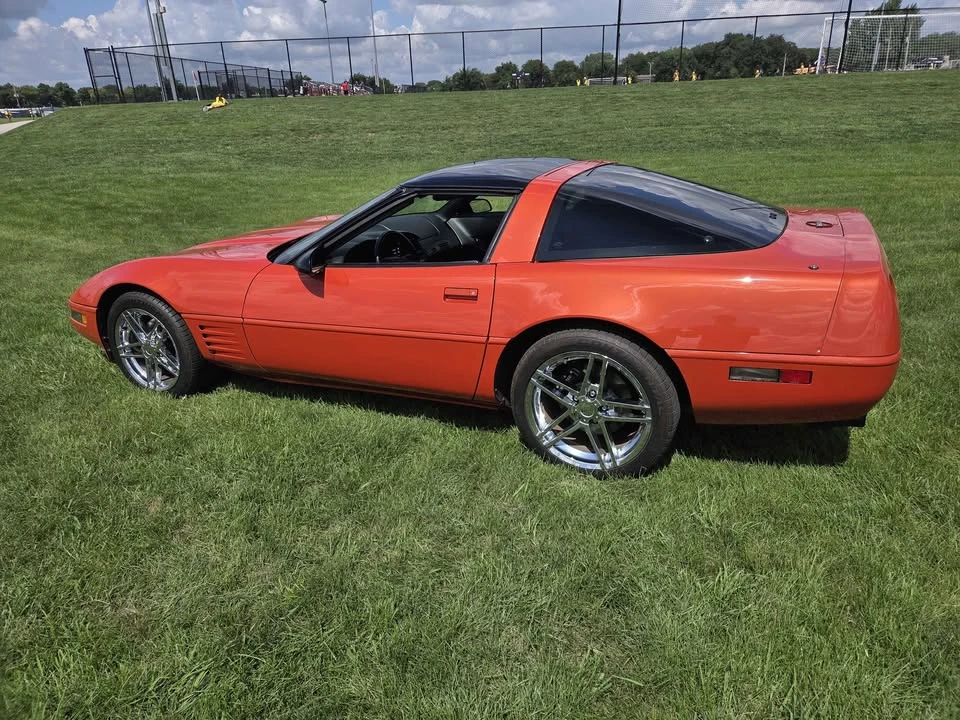 1994 Chevrolet Corvette C4 - Image 2 of 9