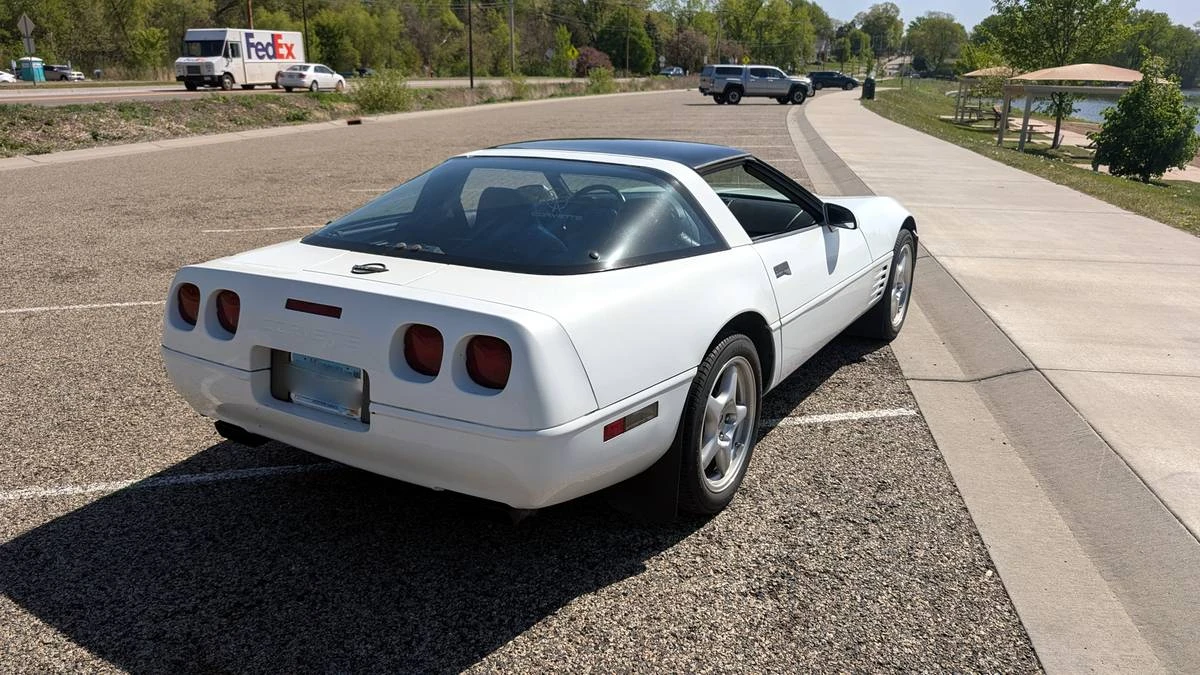 1994 Chevrolet Corvette C4 - Image 6 of 19
