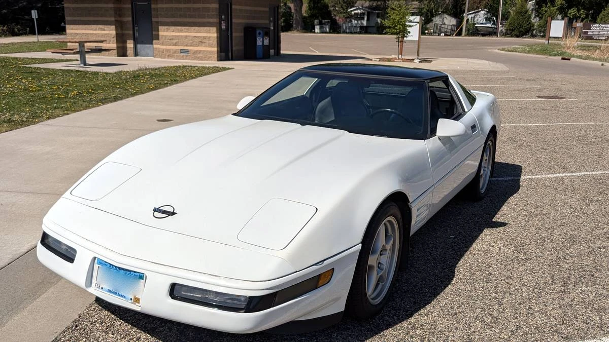 1994 Chevrolet Corvette C4 - Image 10 of 19