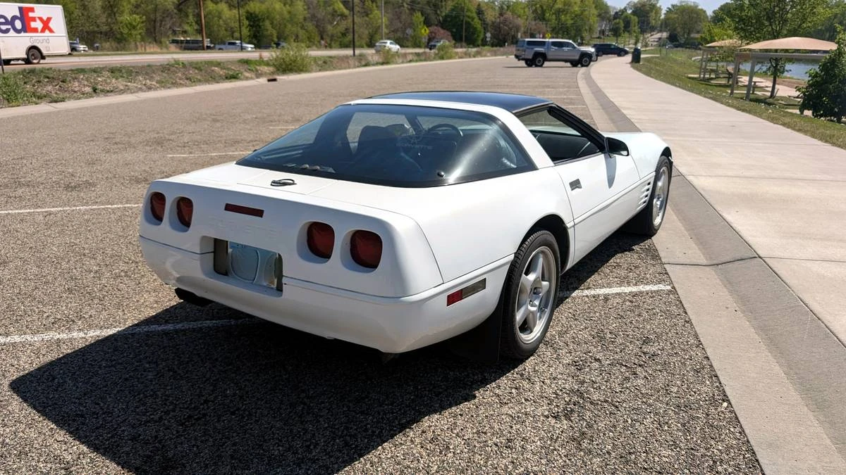 1994 Chevrolet Corvette C4 - Image 7 of 19
