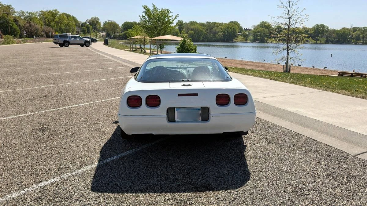 1994 Chevrolet Corvette C4 - Image 9 of 19