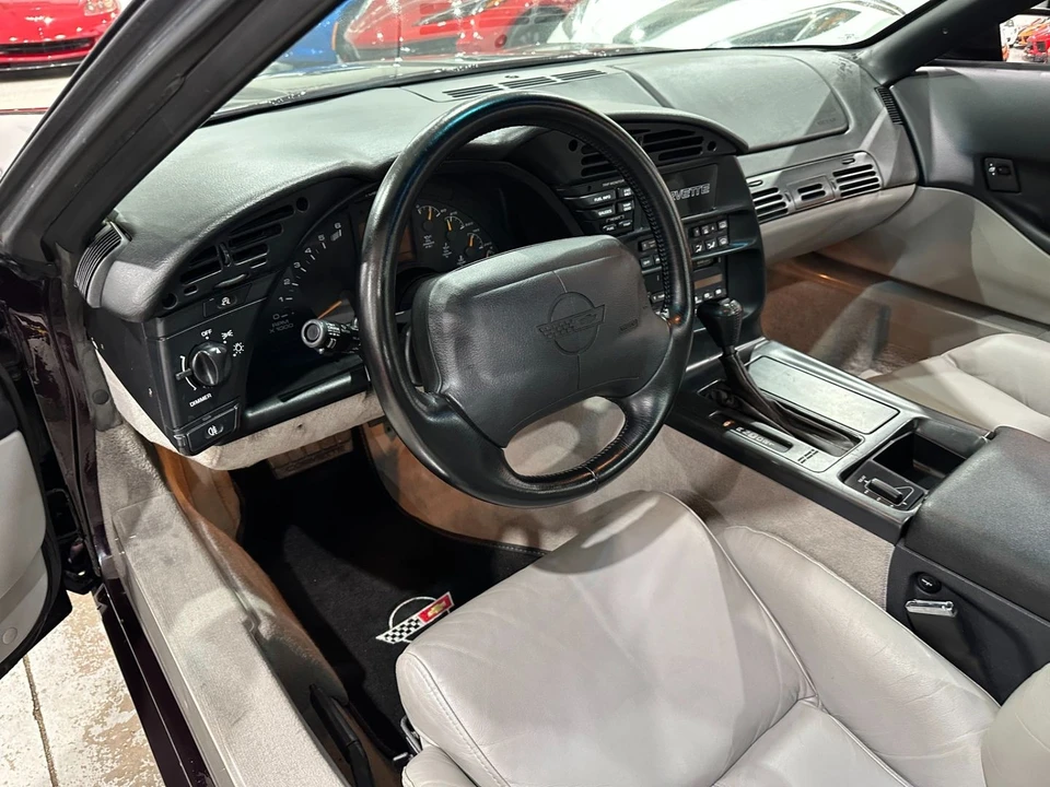 1994 Chevrolet Corvette C4 - Image 12 of 21