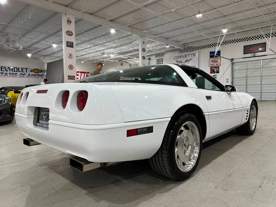 1994 Chevrolet Corvette C4 - Image 4 of 21