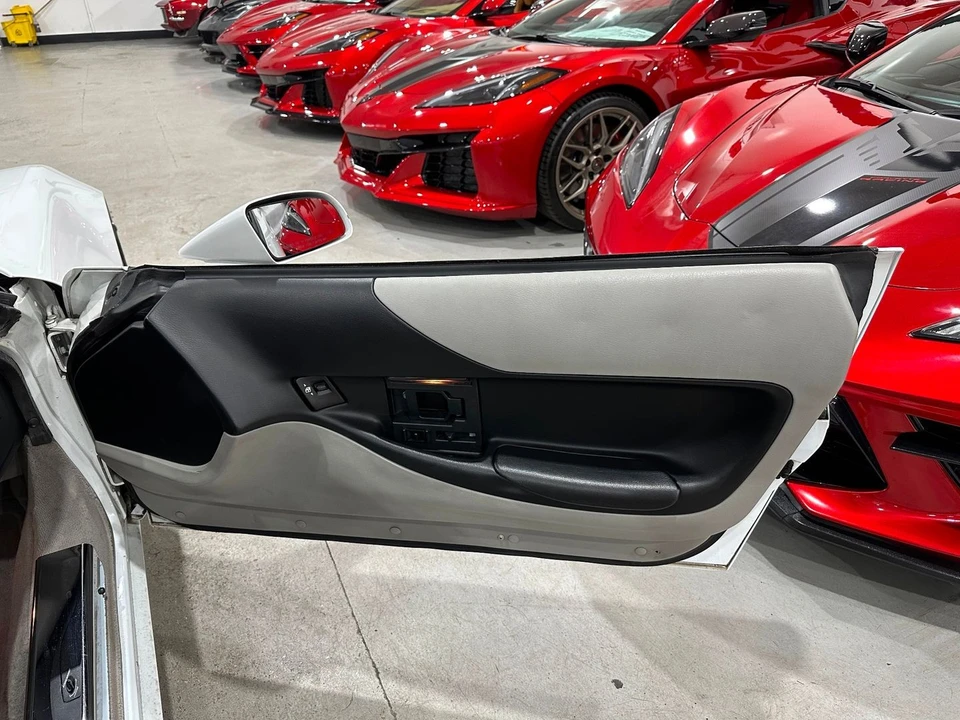 1994 Chevrolet Corvette C4 - Image 16 of 21