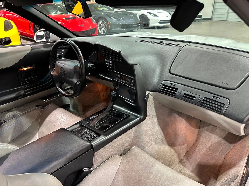 1994 Chevrolet Corvette C4 - Image 12 of 21