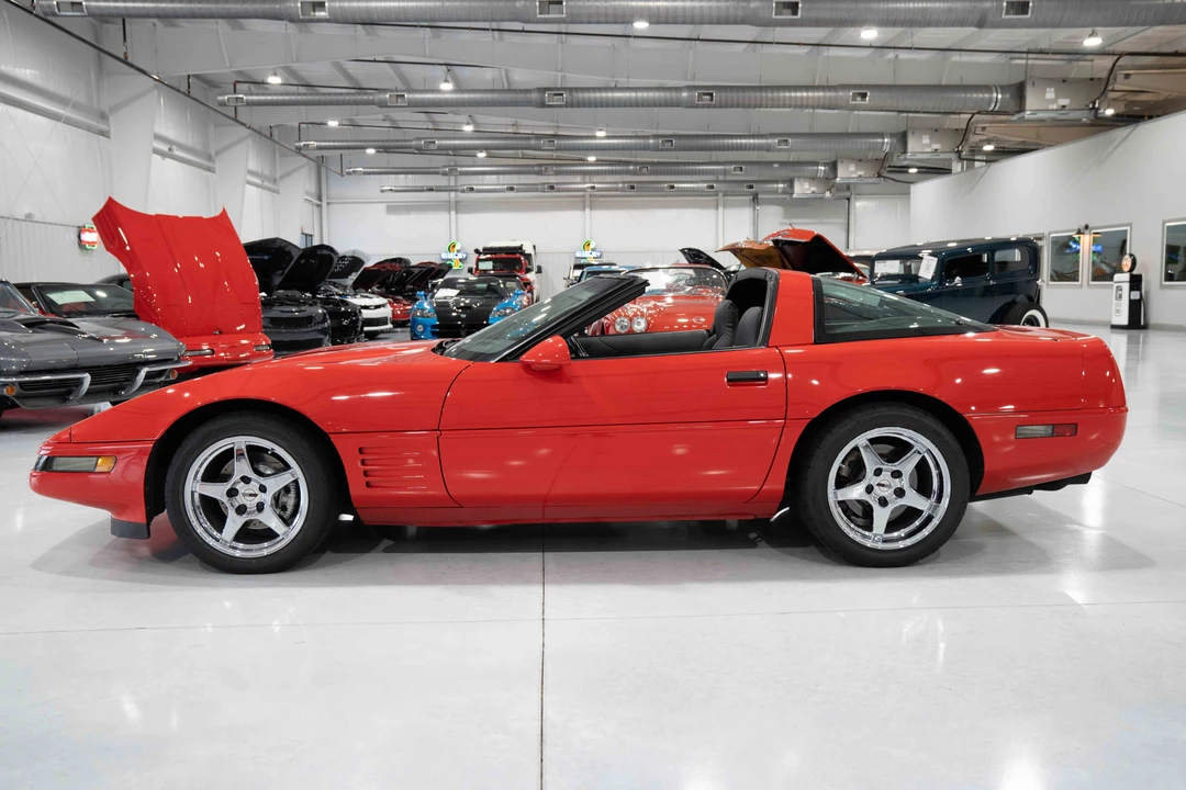 1994 Chevrolet Corvette C4 - Image 9 of 31