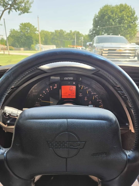 1994 Chevrolet Corvette C4 - Image 8 of 16