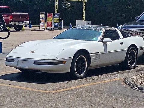 1994 Chevrolet Corvette Hatchback Coupe 2D