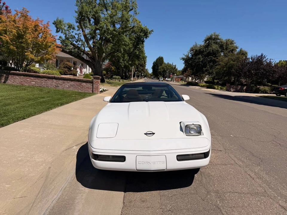 1994 Chevrolet Corvette C4 - Image 3 of 16