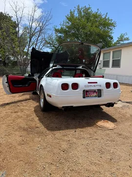 1994 Chevrolet Corvette C4 - Image 3 of 8