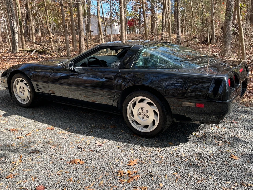 1994 Chevrolet Corvette C4 - Image 8 of 21