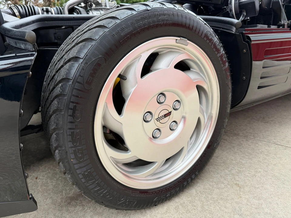 1994 Chevrolet Corvette C4 - Image 18 of 21