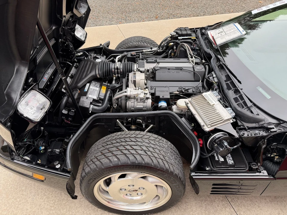 1994 Chevrolet Corvette C4 - Image 10 of 21