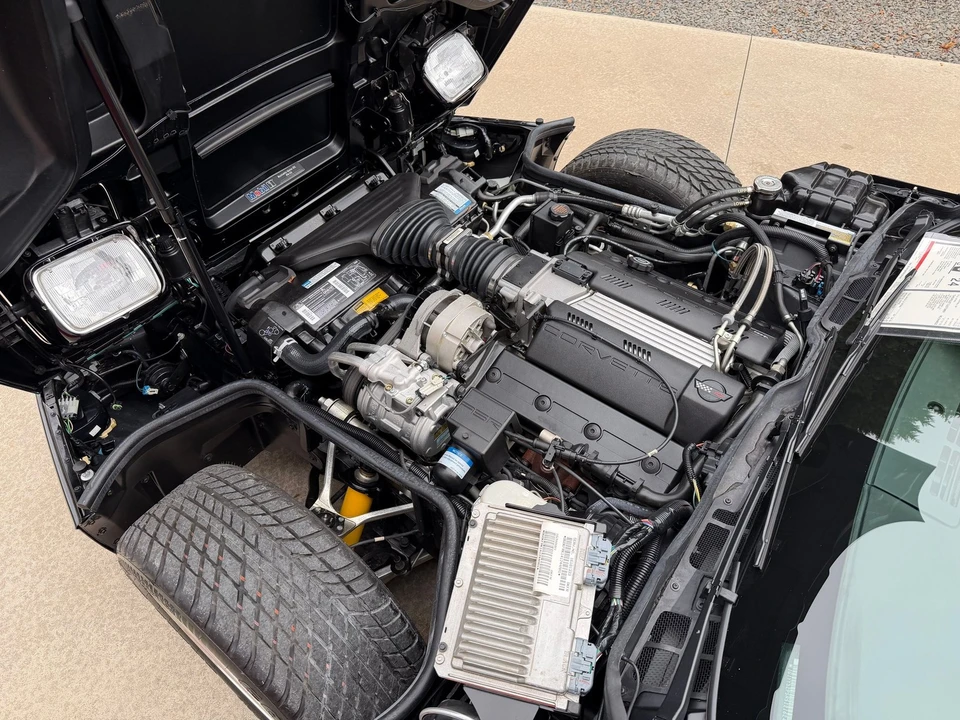 1994 Chevrolet Corvette C4 - Image 9 of 21