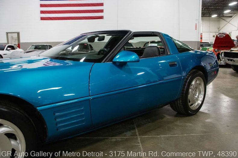 1994 Chevrolet Corvette C4 - Image 23 of 31