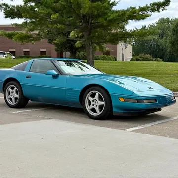 1994 Chevrolet Corvette Stingray Coupe 2D