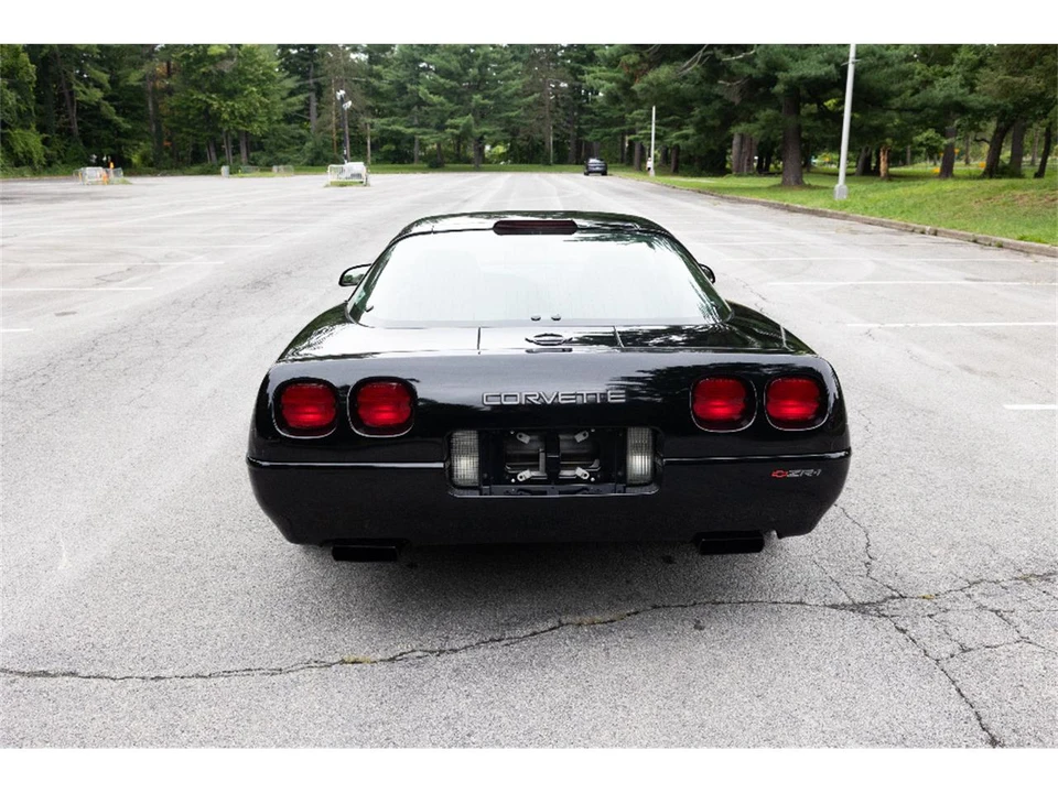 1994 Chevrolet Corvette C4 ZR1 - Image 4 of 31
