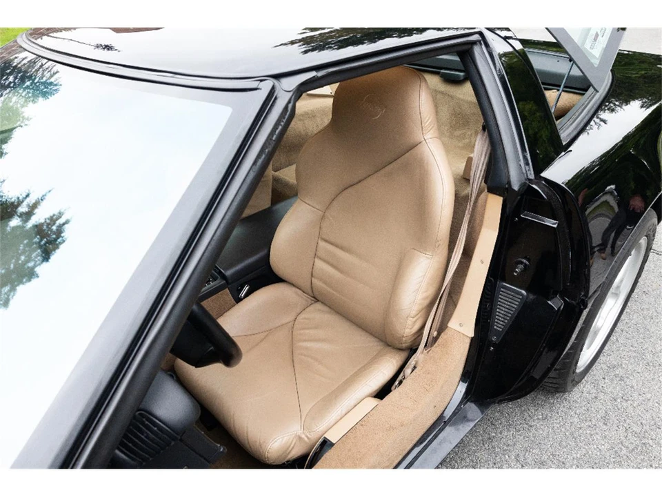 1994 Chevrolet Corvette C4 ZR1 - Image 23 of 31
