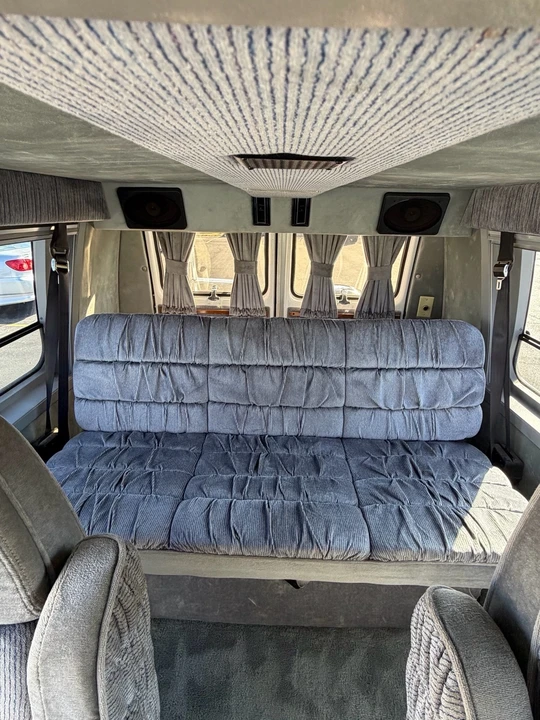 1994 Chevrolet G-Series Van - Image 14 of 31
