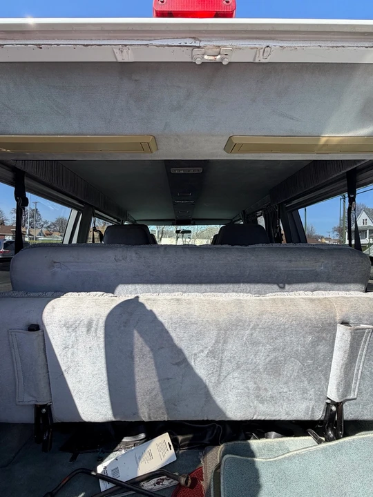 1994 Chevrolet G-Series Van - Image 12 of 31