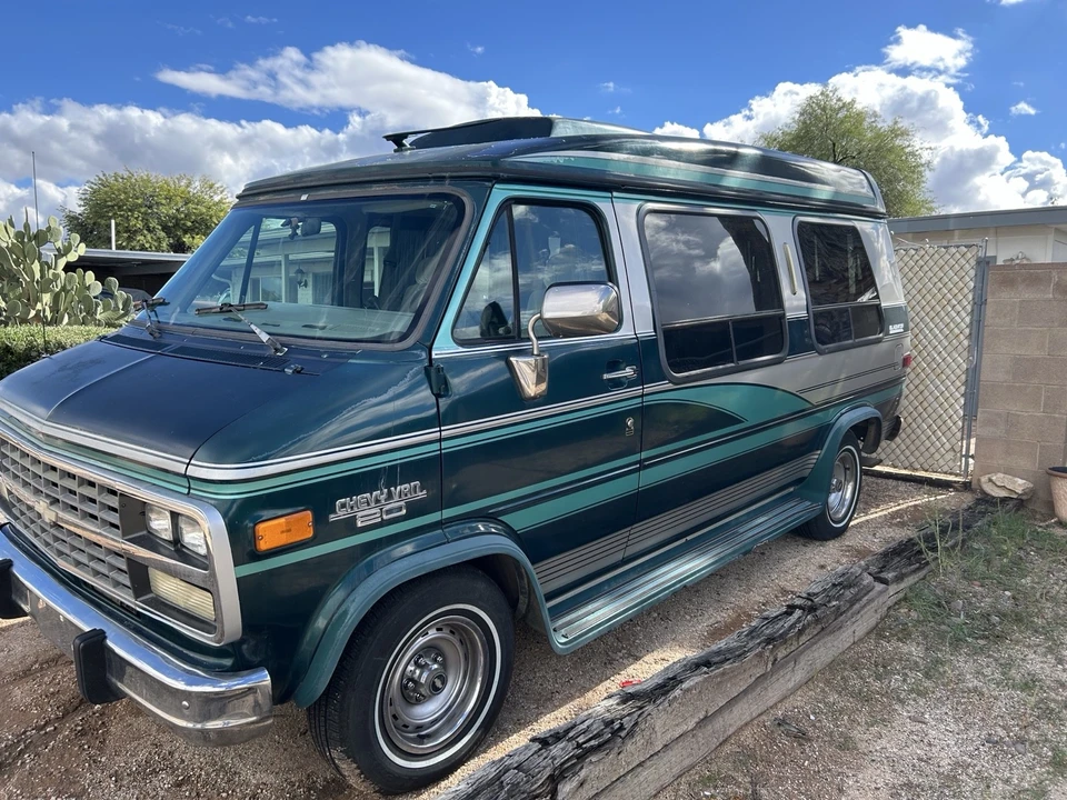 1994 Chevrolet G-Series Van - Image 5 of 21