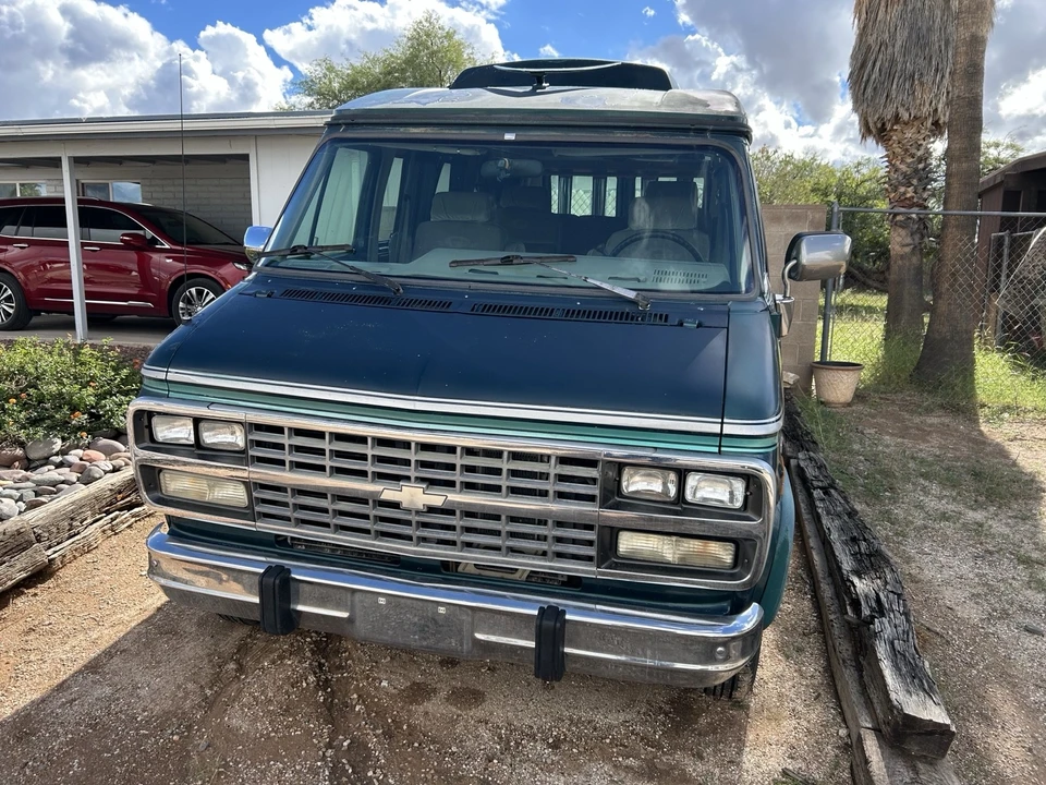 1994 Chevrolet G-Series Van - Image 6 of 21
