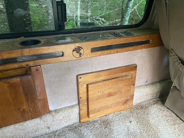 1994 Chevrolet G-Series Van - Image 11 of 18