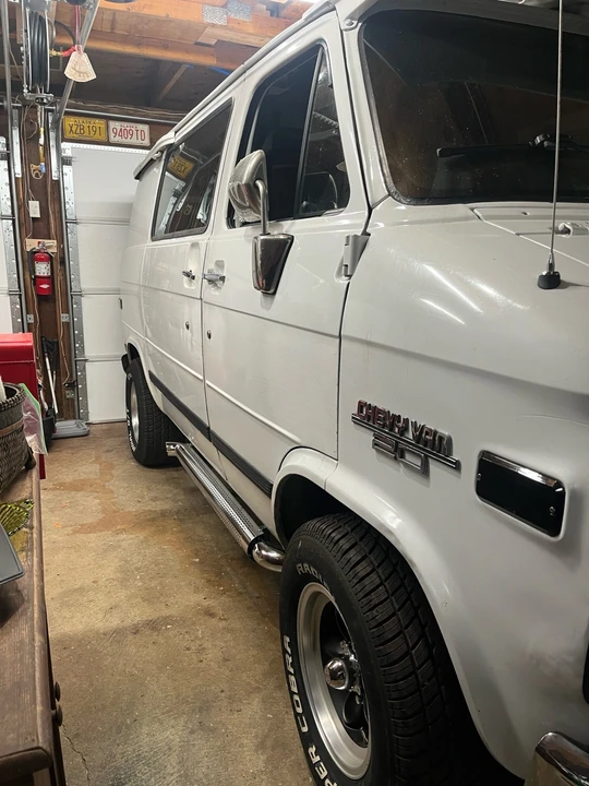 1994 Chevrolet G-Series Van - Image 4 of 21