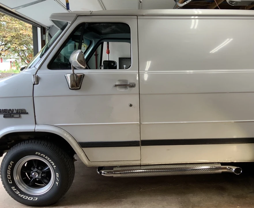 1994 Chevrolet G-Series Van - Image 3 of 21