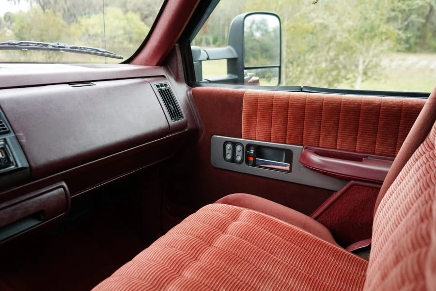 1994 Chevrolet C/K 4th Gen - Image 22 of 30