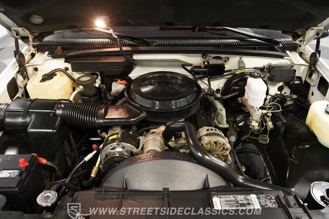 1994 Chevrolet C/K 4th Gen - Image 4 of 12