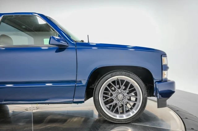 1994 Chevrolet C/K 4th Gen - Image 27 of 31