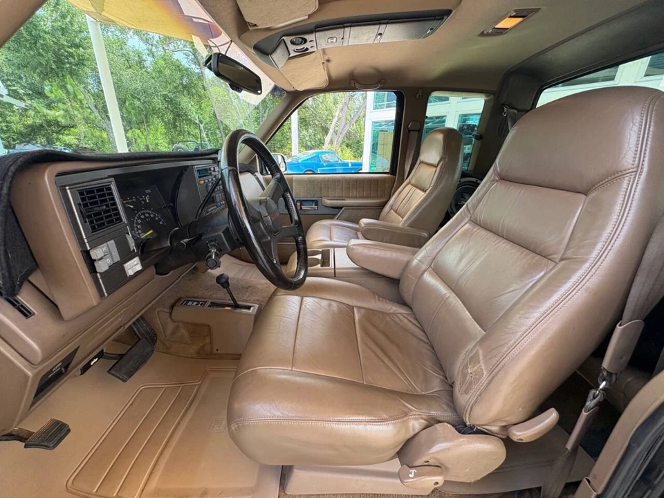 1994 Chevrolet C/K 4th Gen - Image 25 of 31