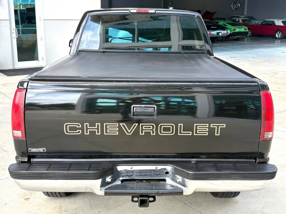 1994 Chevrolet C/K 4th Gen - Image 8 of 31