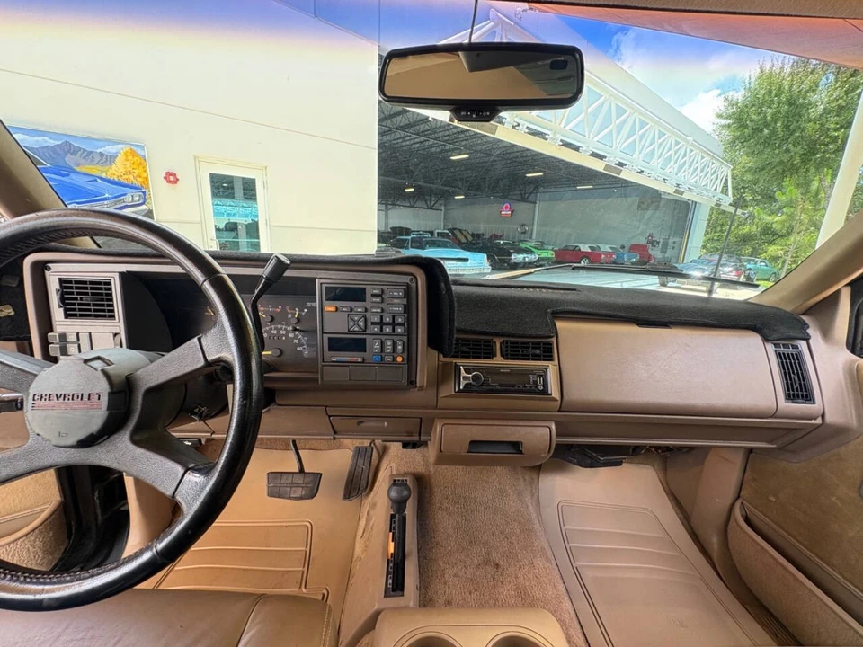 1994 Chevrolet C/K 4th Gen - Image 28 of 31