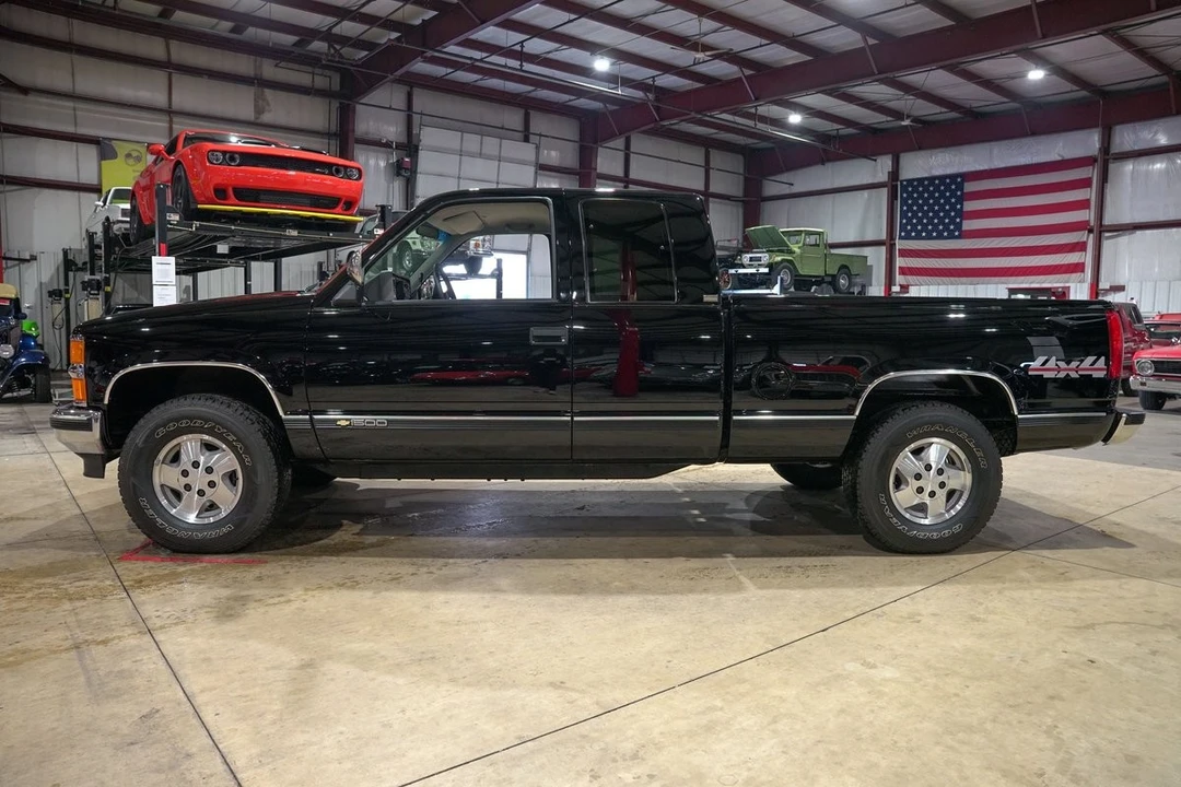 1994 Chevrolet C/K 4th Gen - Image 4 of 12